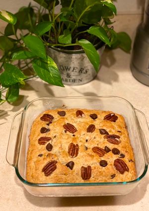 Una foto de Budín de banana y chips