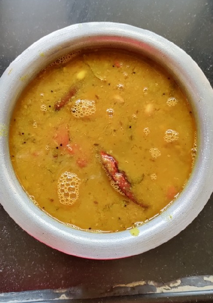 દાળ (Dal Recipe In Gujarati) રેસીપી મુખ્ય ફોટો