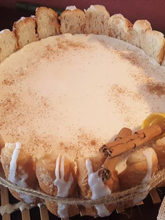 Una foto de Charlota de mousse de horchata