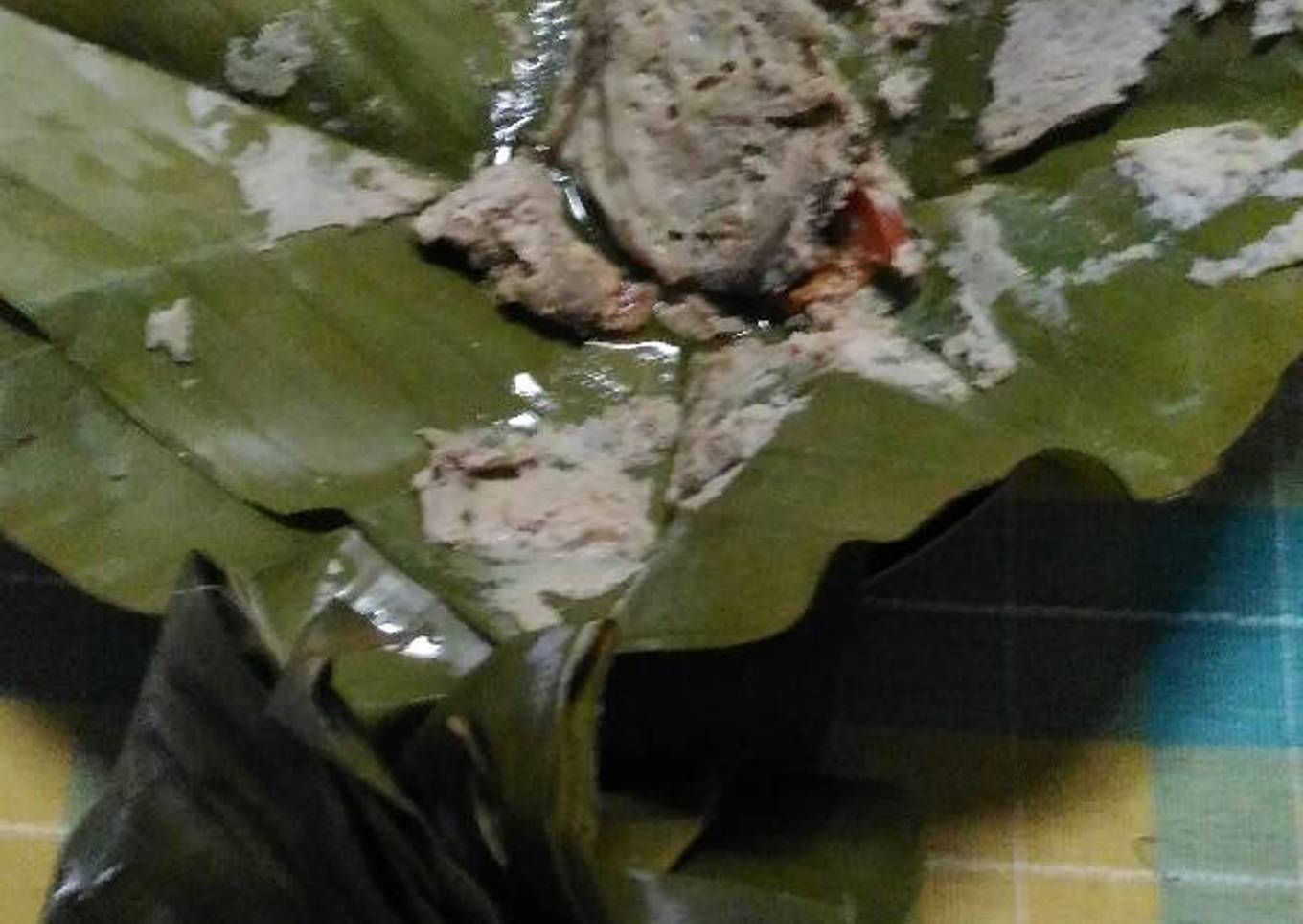 Botok telur bebek asin