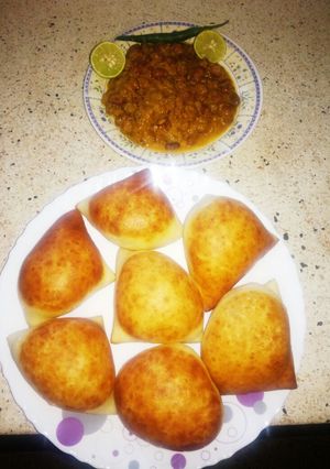 A picture of Mahamri ya naazi.