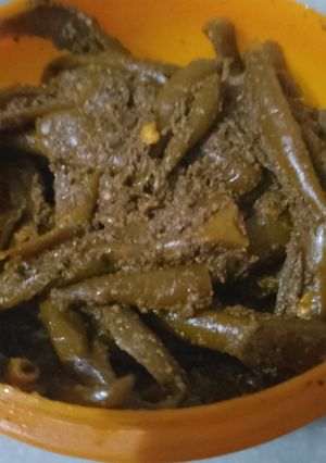 राई की मिर्च (rai ki mirch recipe in Hindi) रेसिपी मुख्य फोटो