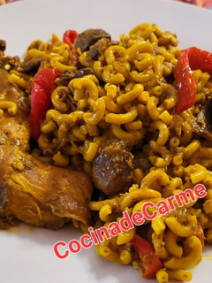 Una foto de Fideos con conejo