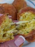 Polpette di pane raffermo e formaggi vari