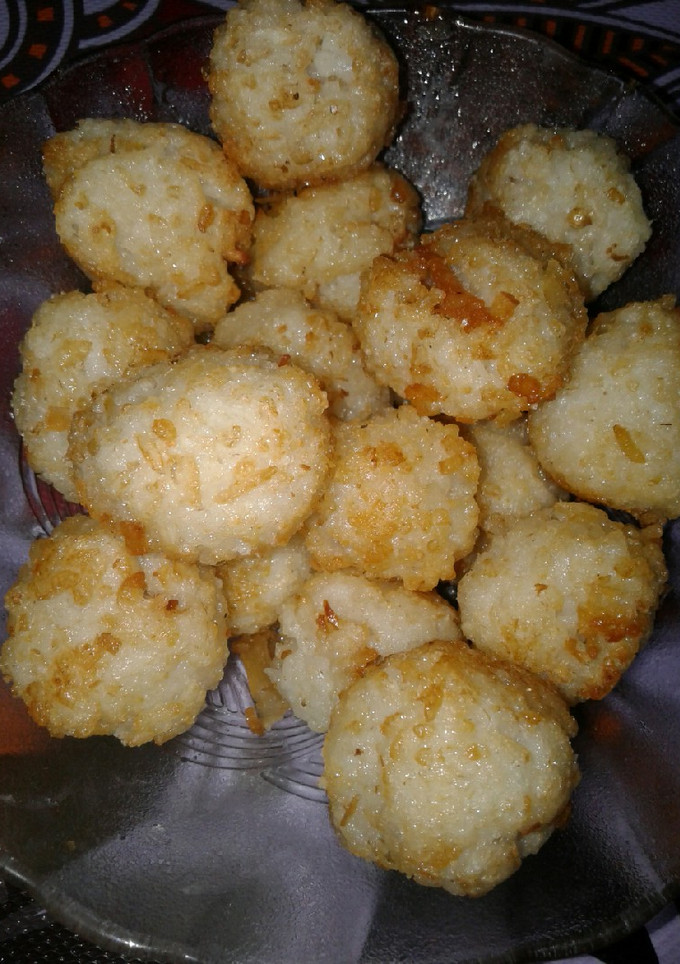 Foto resep Bola bola nasi isi ayam suwir