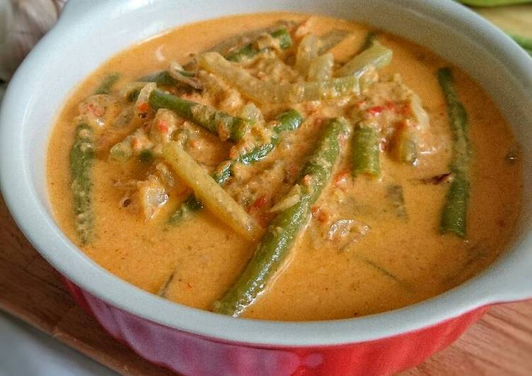 Resep Sayur Lodeh Kacang Panjang & Labu Siam oleh Retno Nia Sari