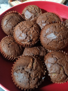 Φωτογραφία της συνταγής Σοκολατένια muffins με κολοκυθάκι και κουβερτούρα χωρίς ζάχαρη