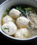 Tofu & Chicken Balls in Soup with Harusame Noodles