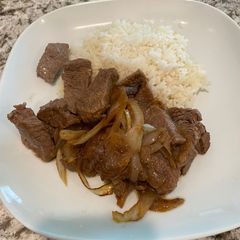 A picture of Sautee! Sirloin steak.