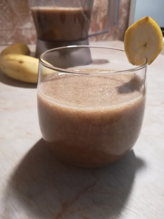 Kávés banános smoothie recept fotója