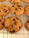 Soft chocolate chip cookies คุกกี้ช็อกโกแลตชิปแบบนิ่ม