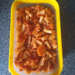 A picture of Macaroni Bolognese.