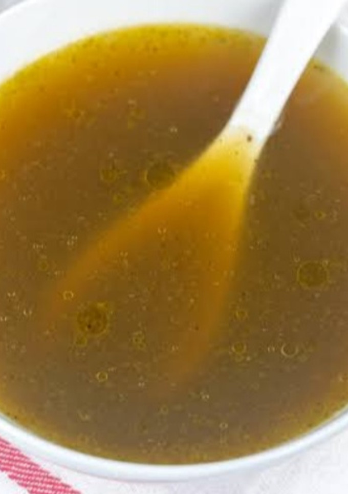 முருங்கைக்கீரை சூப் செய்முறை முக்கிய புகைப்படம்