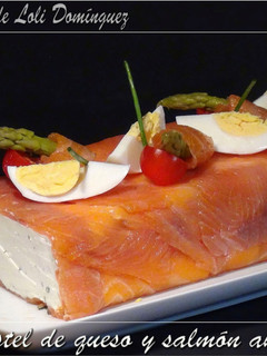 Foto principal de Pastel de queso y salmón ahumado