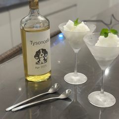 A picture of World Beating - Lemoncello Sorbet - quick and simple and WOWWWWEEEEE :P.