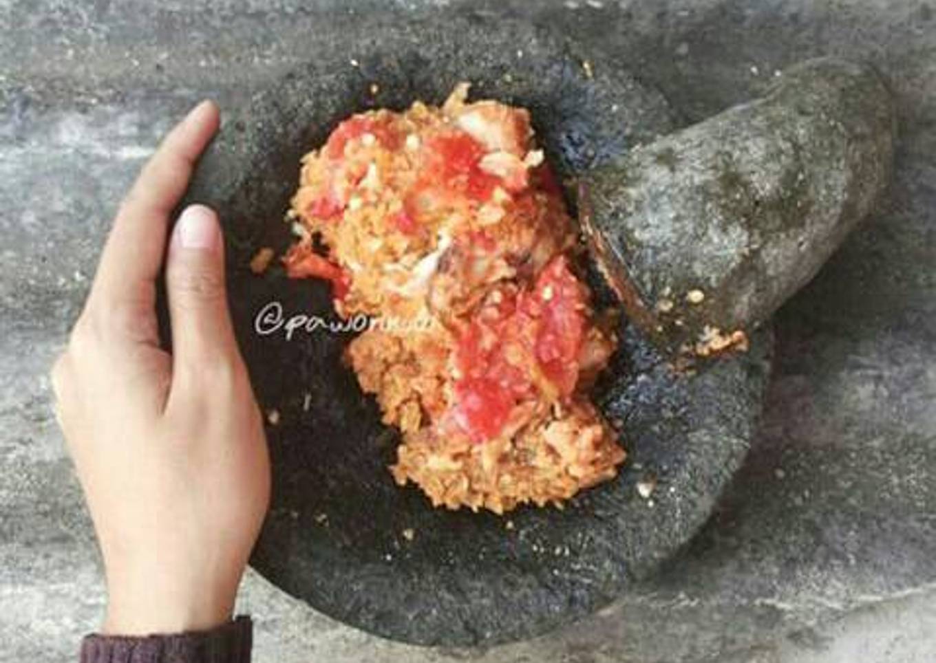 Ayam krispi geprek