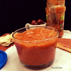 A picture of Spicy Aloo Bukhara chutney dried plum sauce.