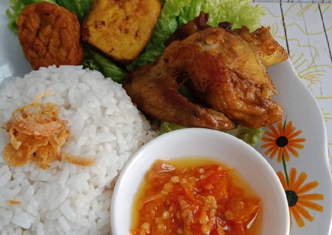 Ayam Gepuk Sambal Korek