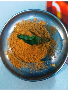 இட்லி பருப்பு பொடி (Idli paruppu podi recipe in tamil) செய்முறை முக்கிய புகைப்படம்