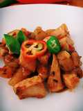 Pollo enchilado con patatas