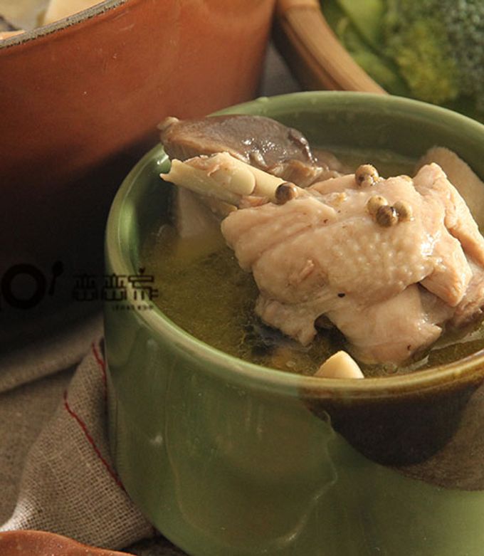 三種調味料就有一鍋馨香濃郁的胡椒雞湯 的食譜成品照片