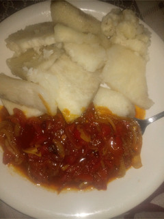 A picture of Yam & sauce.