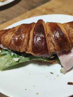 Una foto de Croissant rellenos