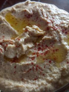 Una foto de Mi primer hummus 😋