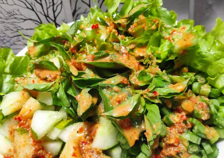 Cara Mudah Menyiapkan Karedok / Indonesian Salad Enak