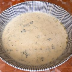 A picture of Blue Cheese Sauce.