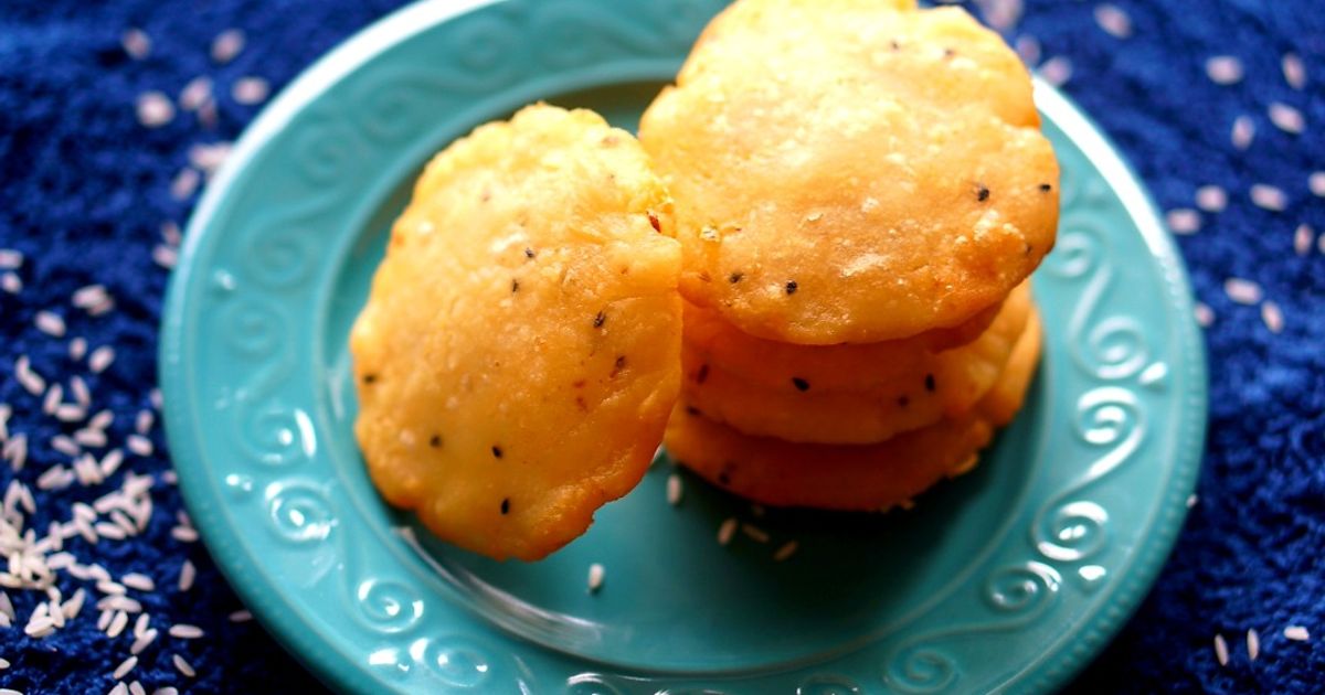 poricha-pathiri-malabar-fried-pathiri-recipe-by-kanwaljeet-chhabra