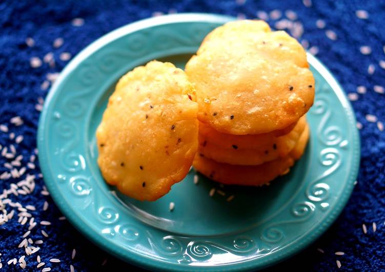 Poricha pathiri/malabar fried pathiri