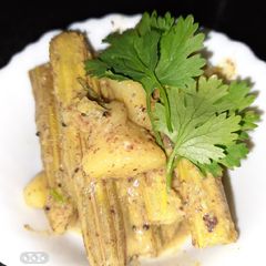 A picture of Drumstick curry.