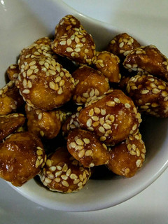 Una foto de NUECES De Macadamia Caramelizadas...!🎅🎅🎅