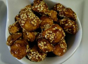 Una foto de NUECES De Macadamia Caramelizadas...!🎅🎅🎅