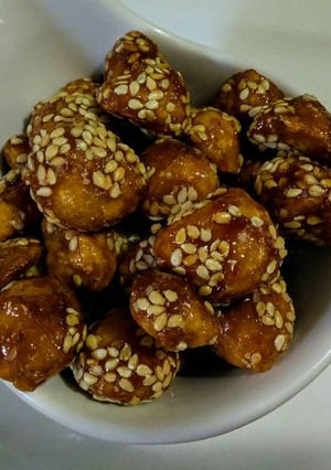 Una foto de NUECES De Macadamia Caramelizadas...!🎅🎅🎅