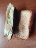 Sándwich de manzana, queso y miel