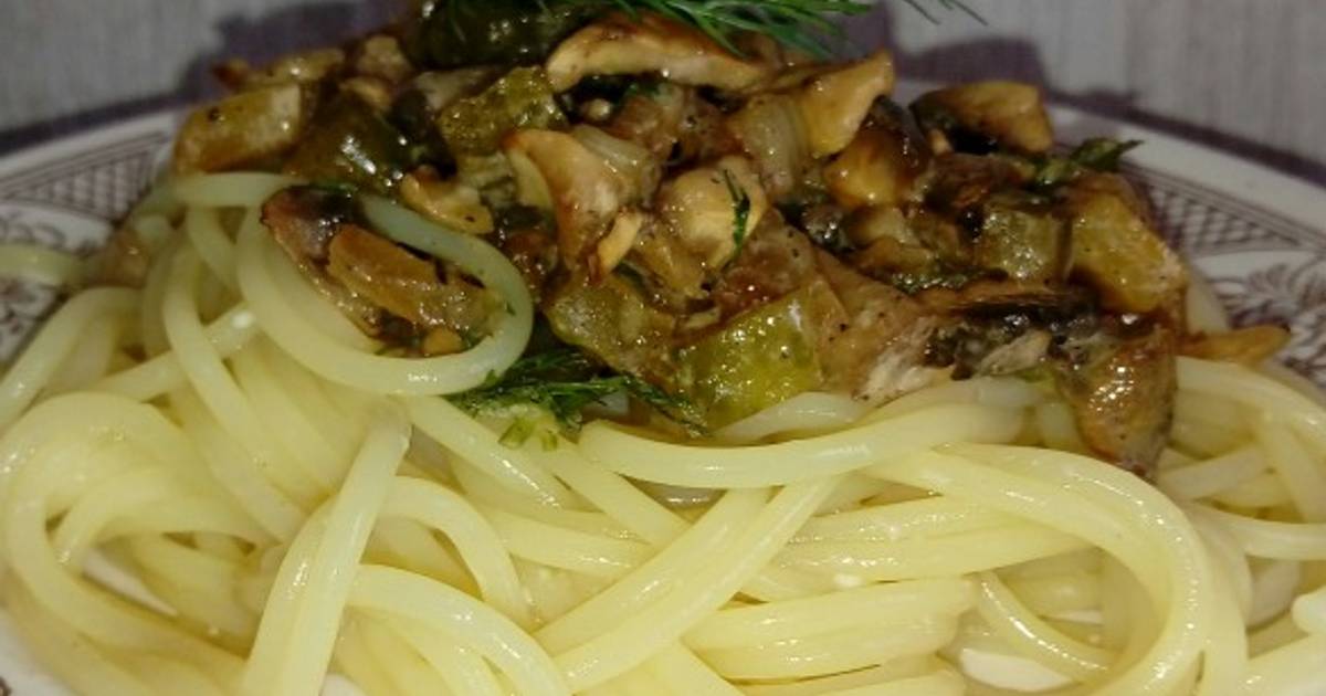 Макароны с солеными огурцами рецепт