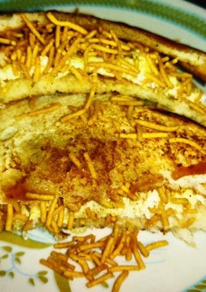 एग भुजिया सैंडविच (egg bhujiya sandwich recipe in Hindi) रेसिपी मुख्य फोटो