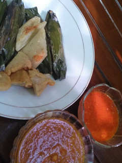 Foto resep OTAK OTAK IKAN TENGGIRI KHAS BANGKA BELITUNG (SAMBAL KACANG DAN SAMBAL CUKO MERAH TAUCO)