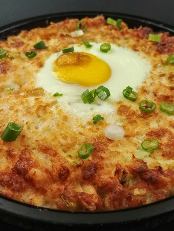 Easy Steps Prepare Recipes Cheesy Egg and Tuna Bake the Delicious Perfect.