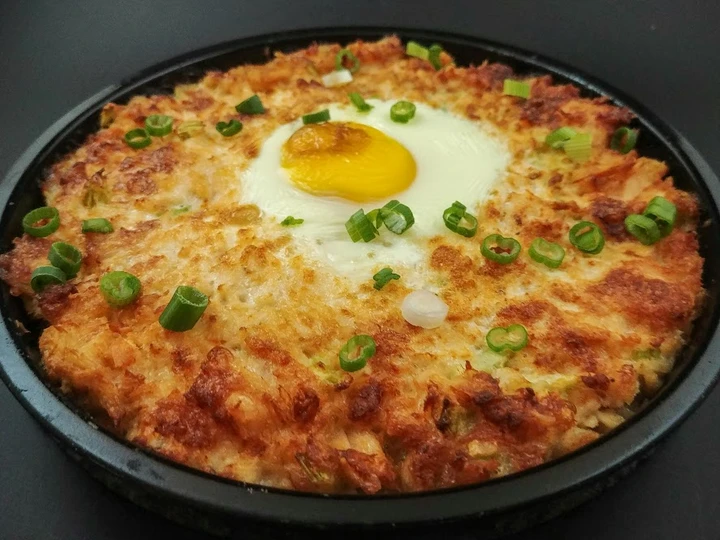Easy Steps Prepare Recipes Cheesy Egg and Tuna Bake the Delicious Perfect.