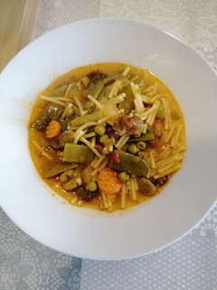 Una foto de 303. Fideus a la caçola veganos con moixarnons y menestra