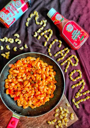 সেজওয়ান ম্যাকারনি পাস্তা (Schezwan Macaroni Pasta recipe in Bengali) রেসিপির প্রধান ছবি