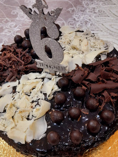 عکسی از دستور کیک شکلاتی بی بی