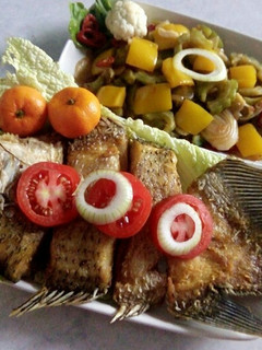 Foto resep Ikan gurami dan tumis pare paprika