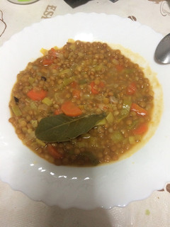 Una foto de Lentejas con verduras