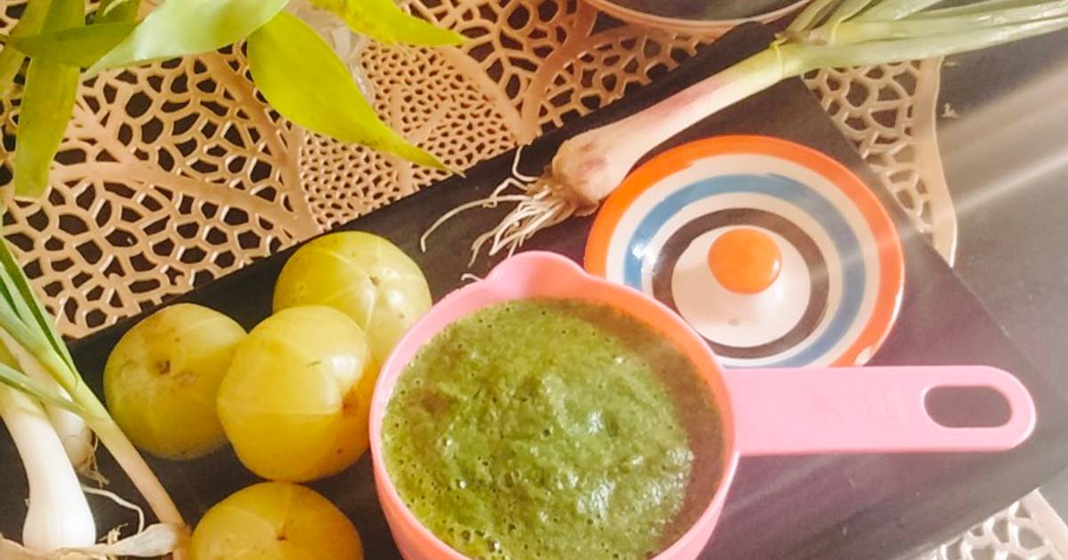 Amla chutney 😋 gooseberry spicy coriander chutney 😋 Recipe by Jyoti