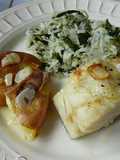Bacalhau assado com Batatas a murro e Arroz de Grelos