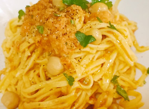 Foto di Tagliolini con crema di ceci
